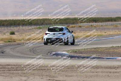 media/Oct-04-2025-OnGrid (Sat) [[44bd565ffa]]/Yellow Group/Grapevine/